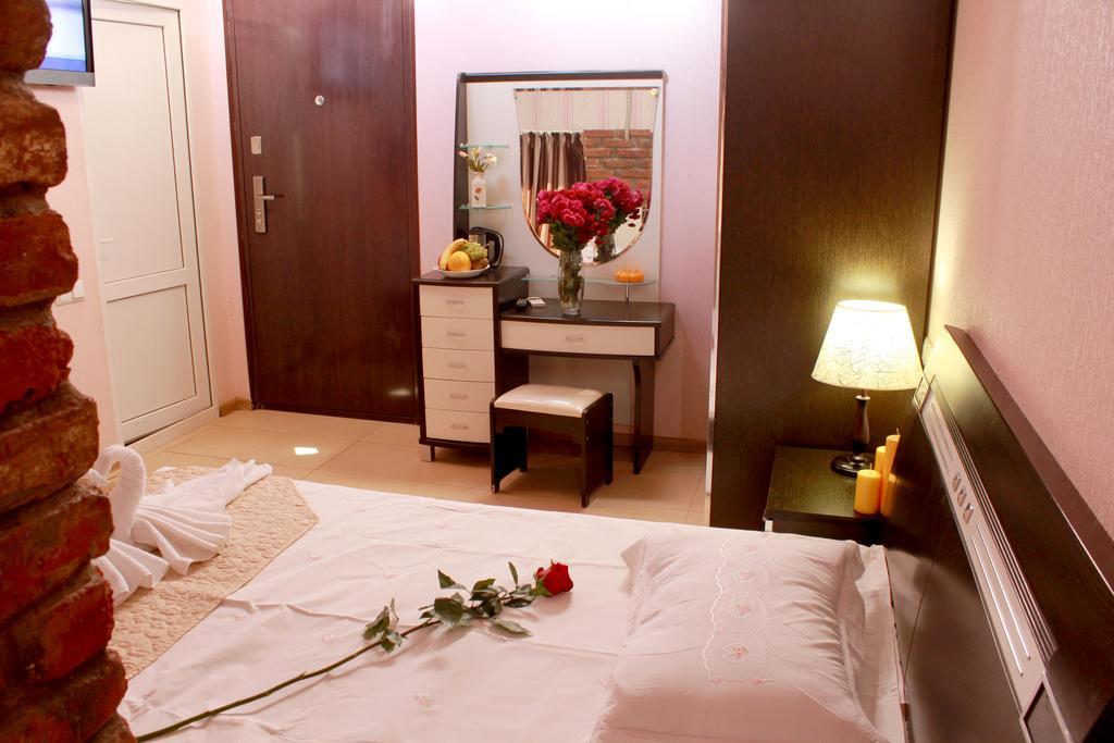 Roses Garden Hotel Tbilisi ห้อง รูปภาพ